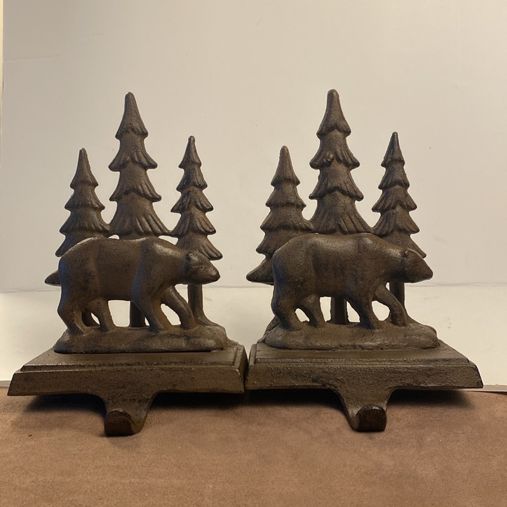 Cast iron stocking holder bear and trees set of 2 brown metal heavy sturdy